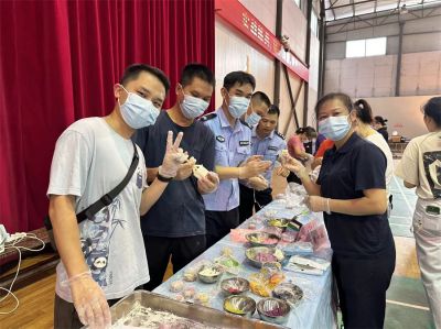 “廉”心月餅迎中秋 傳承清廉好家風